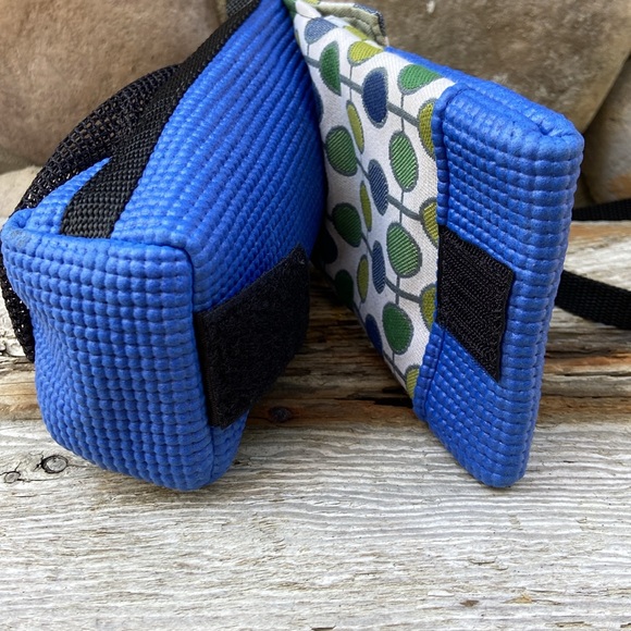 NWT OlovesM Eco-Friendly Cell Phone & Water Bottle Plus Made with Yoga Mats Bag - Picture 11 of 11